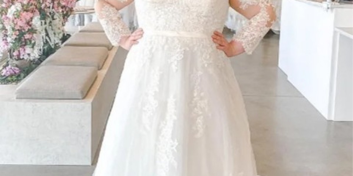Bespoke Plus Size Wedding Dresses for Curvy Brides