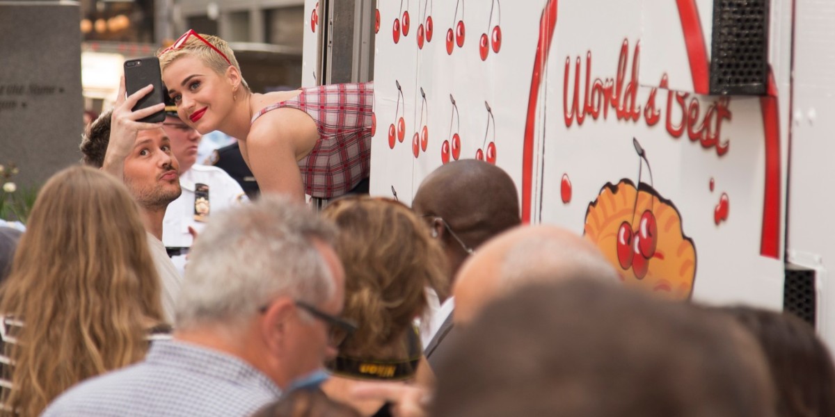 The Power of Experiential Marketing in Building Memorable Brand Connections