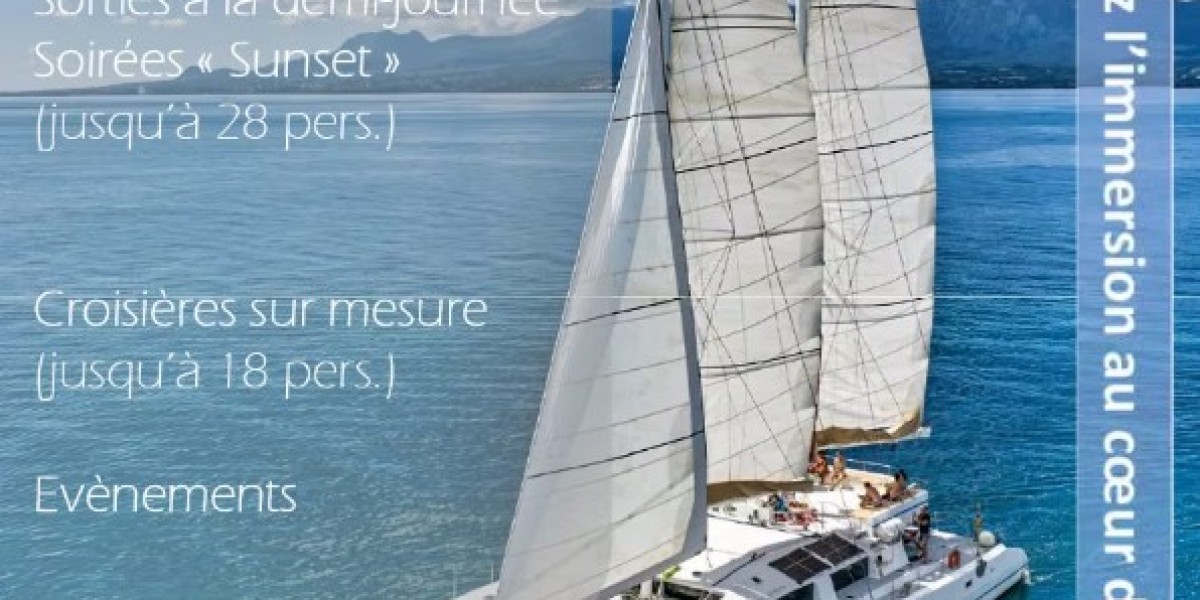 Sunset catamaran Noumea