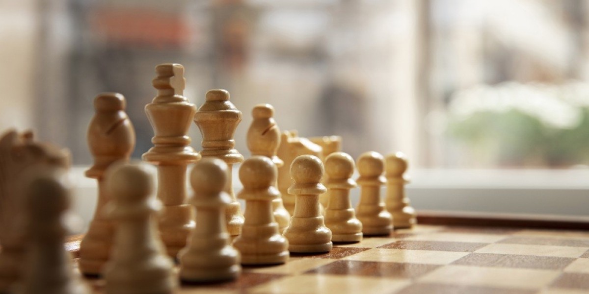 How to Use Chess Engines Without Killing Your Strategic Thinking