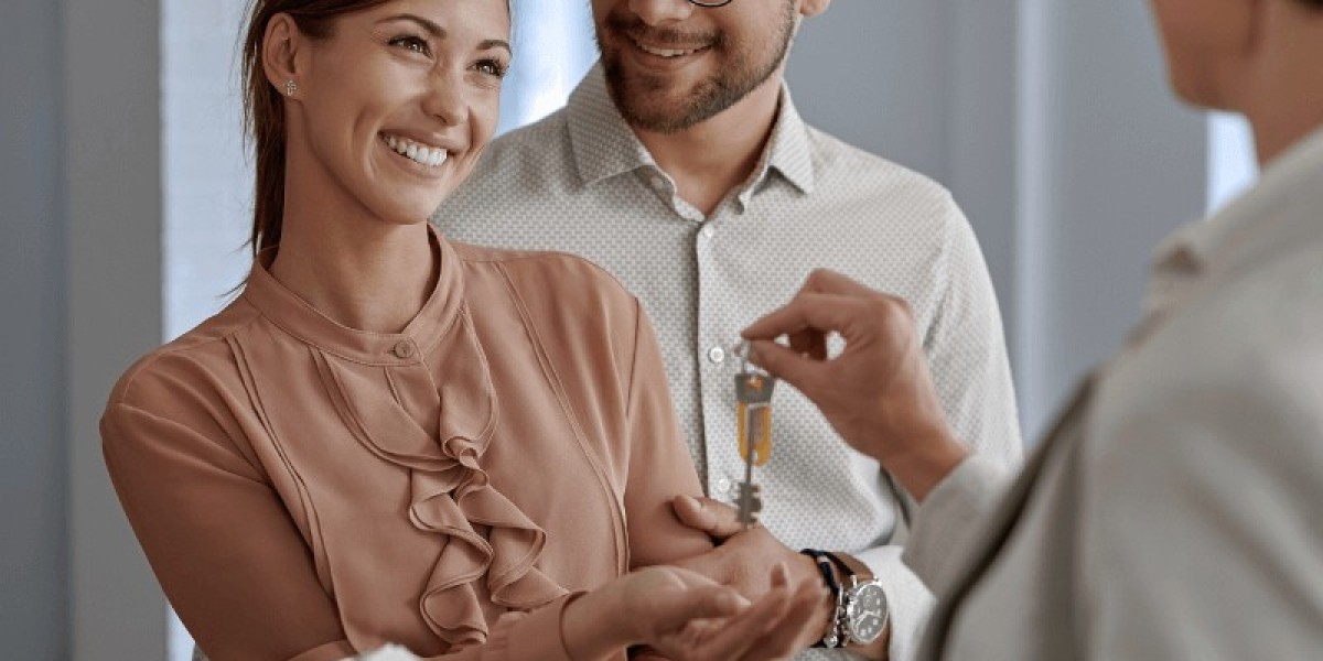 How to Buy a Home Before Selling Yours in Seattle Without a Contingency