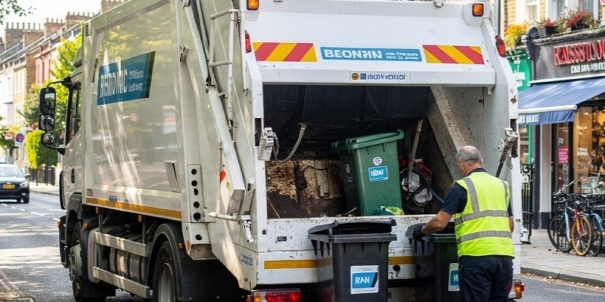 Why Choosing a London Waste Removal Service Is Essential for Efficient Waste Management