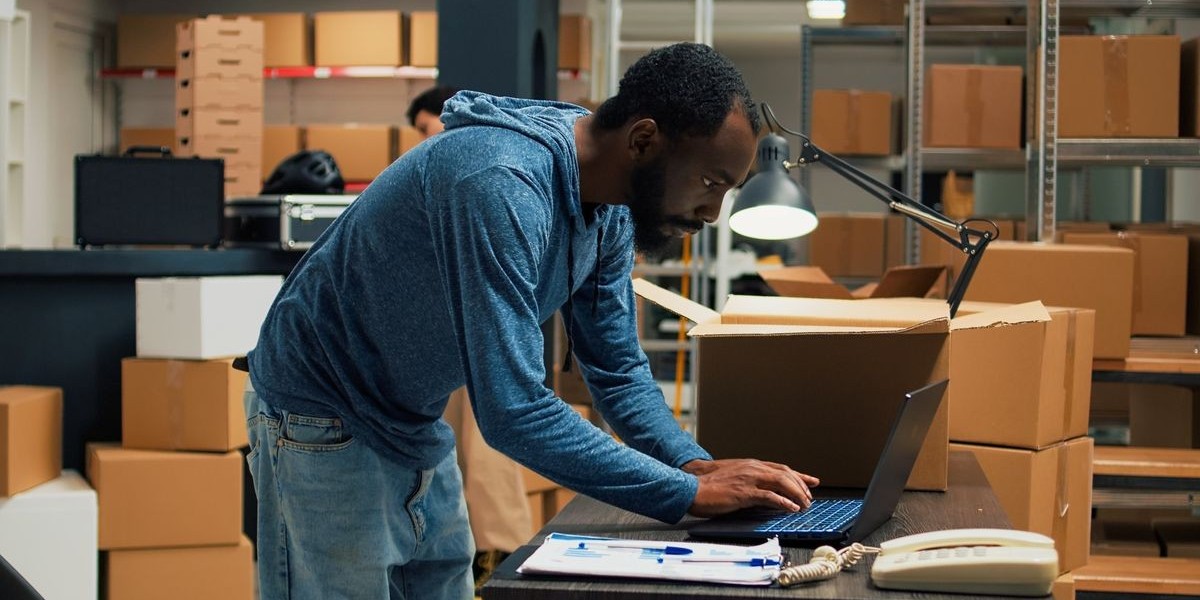 AI Tools Helping Small Marketplace Businesses Grow
