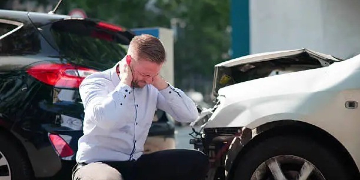 Understanding Auto Accident Injuries: Causes, Symptoms, Treatment, and Recovery