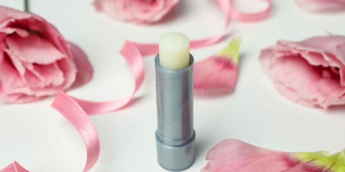 Clean Ingredient Lip Balm: The Smart Choice for Healthy, Hydrated Lips