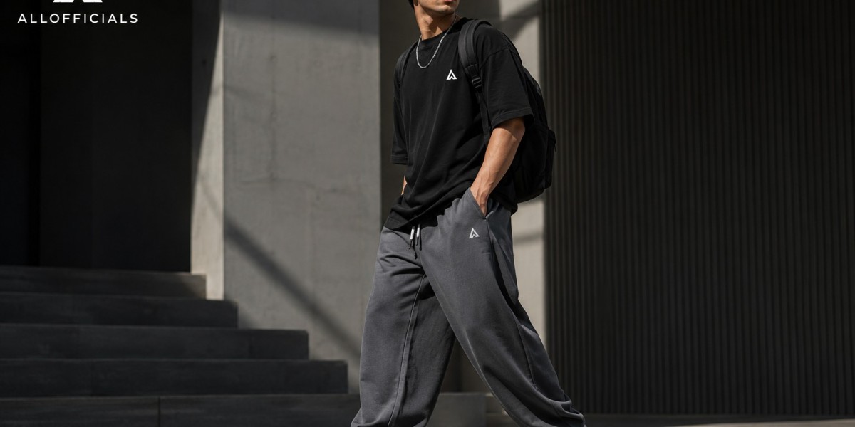 Gym Baggy Pants as Streetwear: Why Athleisure Fashion Is Booming in India