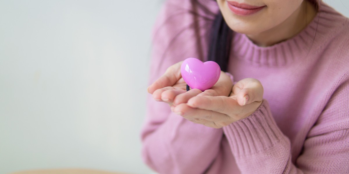 Heart Attack Symptoms Women Often Overlook: Quiz and Guide