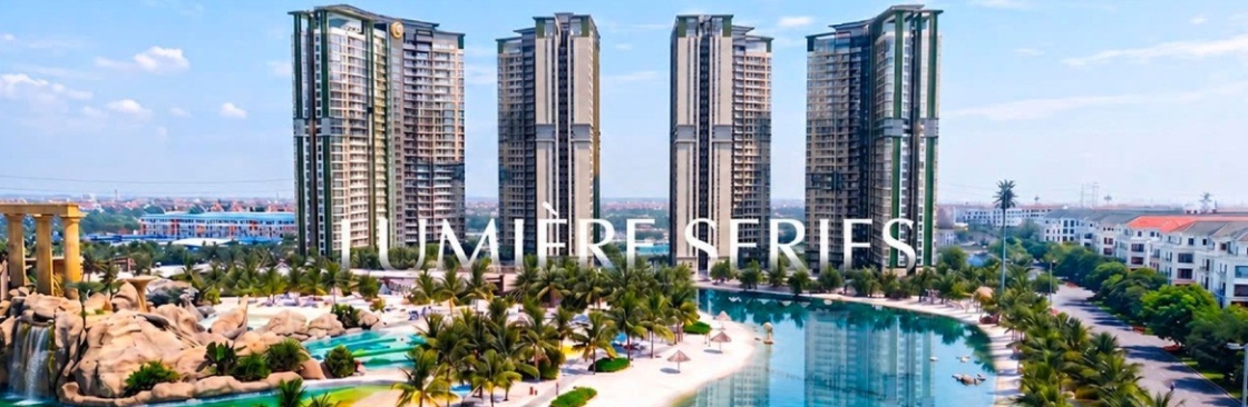LUMIÈRE Ocean Crest Cover Image