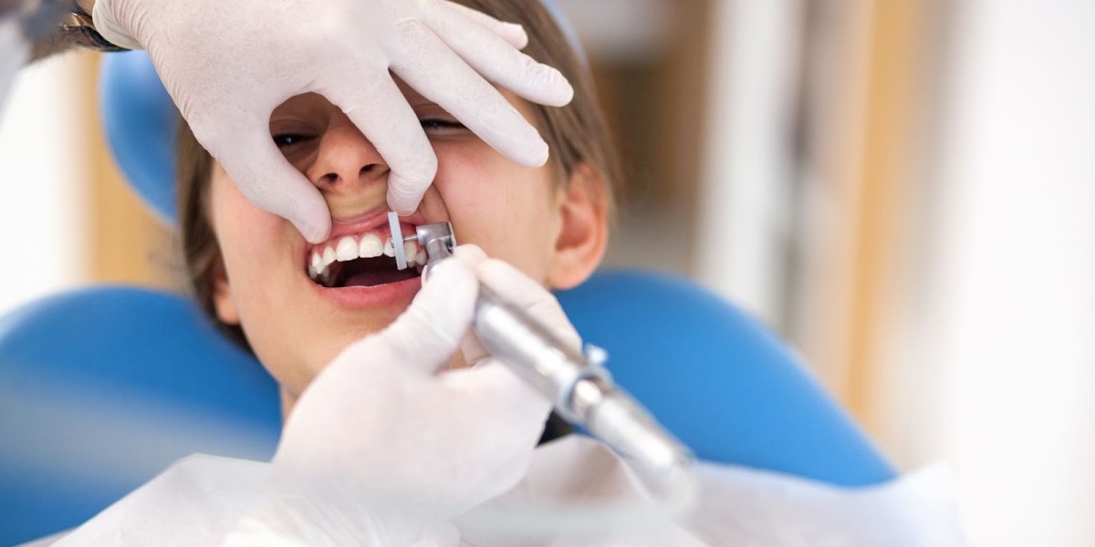 Complete Guide to Teeth Cleaning in Dubai