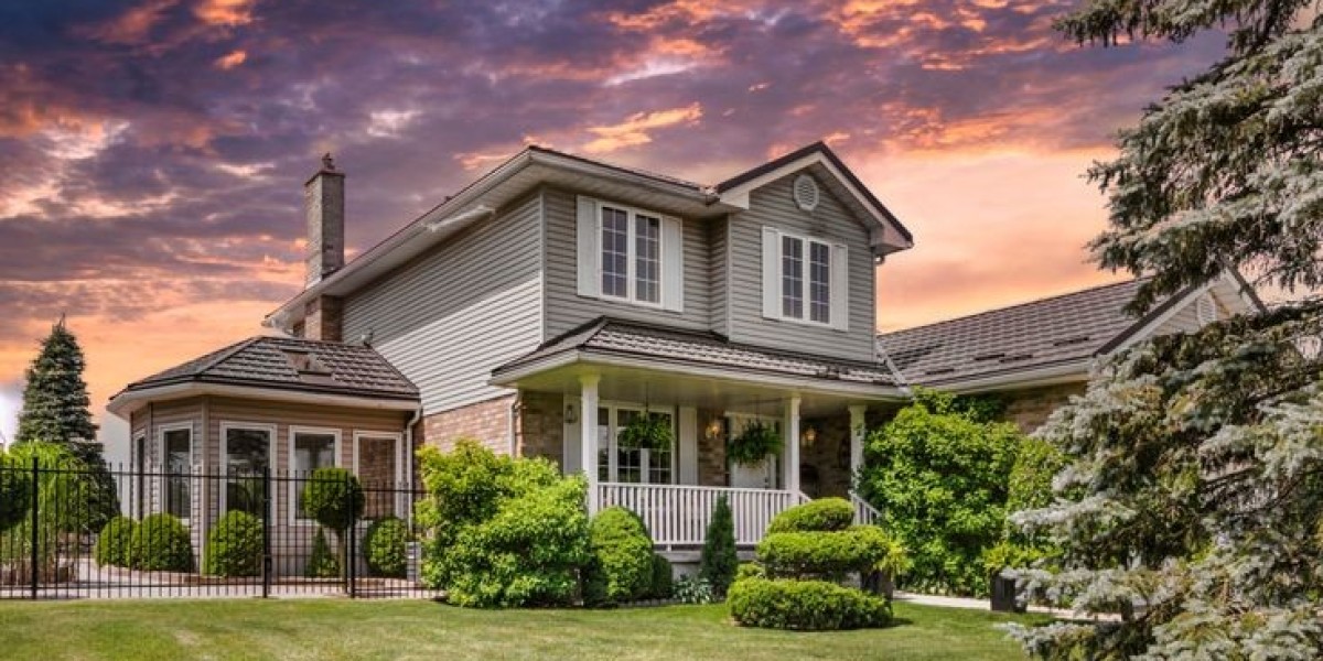 How Professional Real Estate Photography Helps Property Listings Stand Out Online